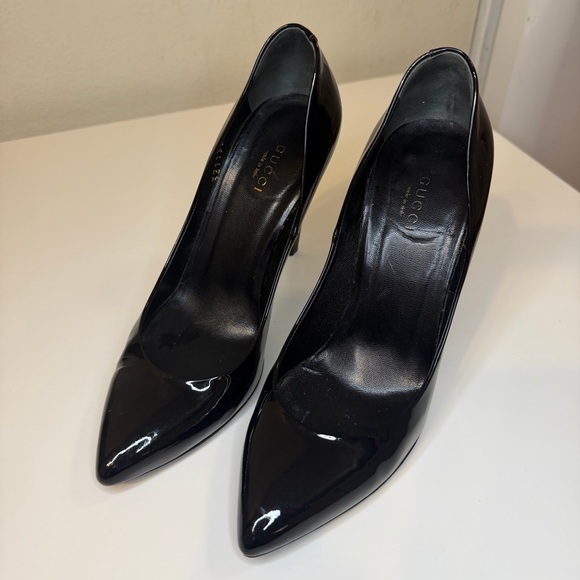 Gucci Glossy Black Heels size 37 - Picture 2 of 10